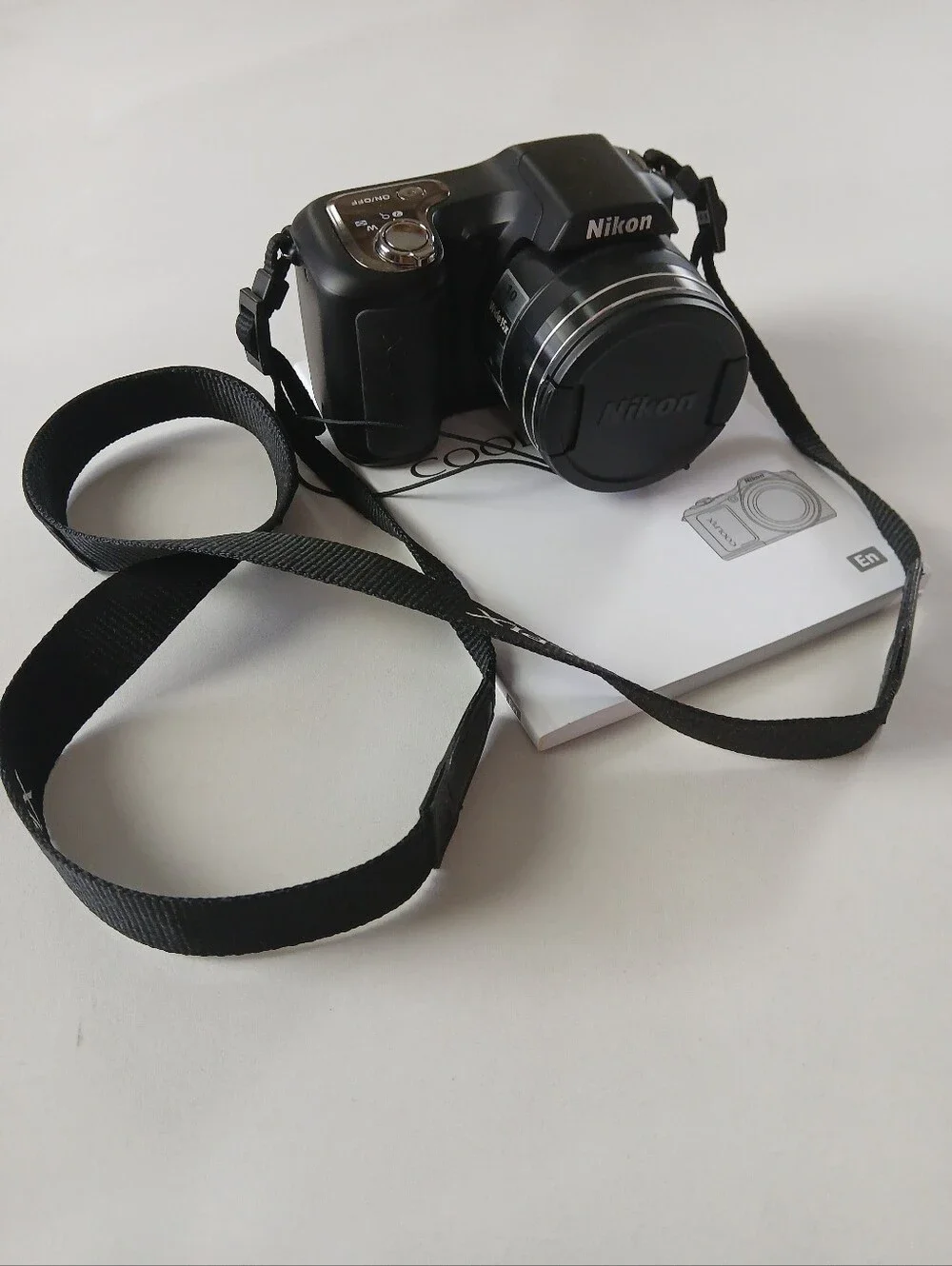 Nikon Coolpix L100 Camera